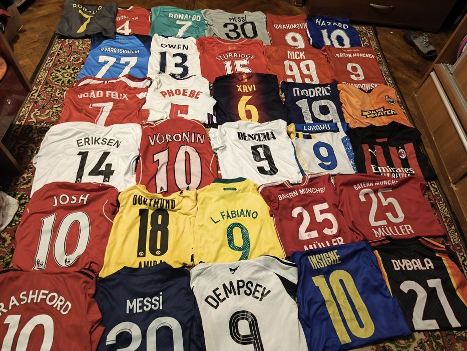 РозпродажКолекція футболок всі розміри  від