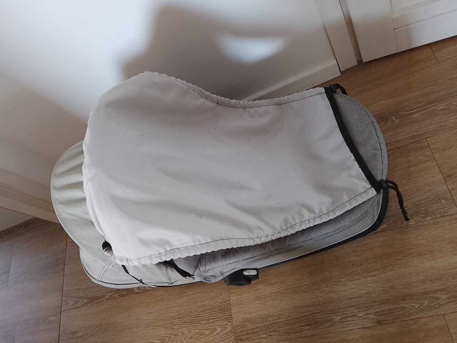 Gondola do wózka Cybex plus żagiel przeciwsłoneczny Jukki