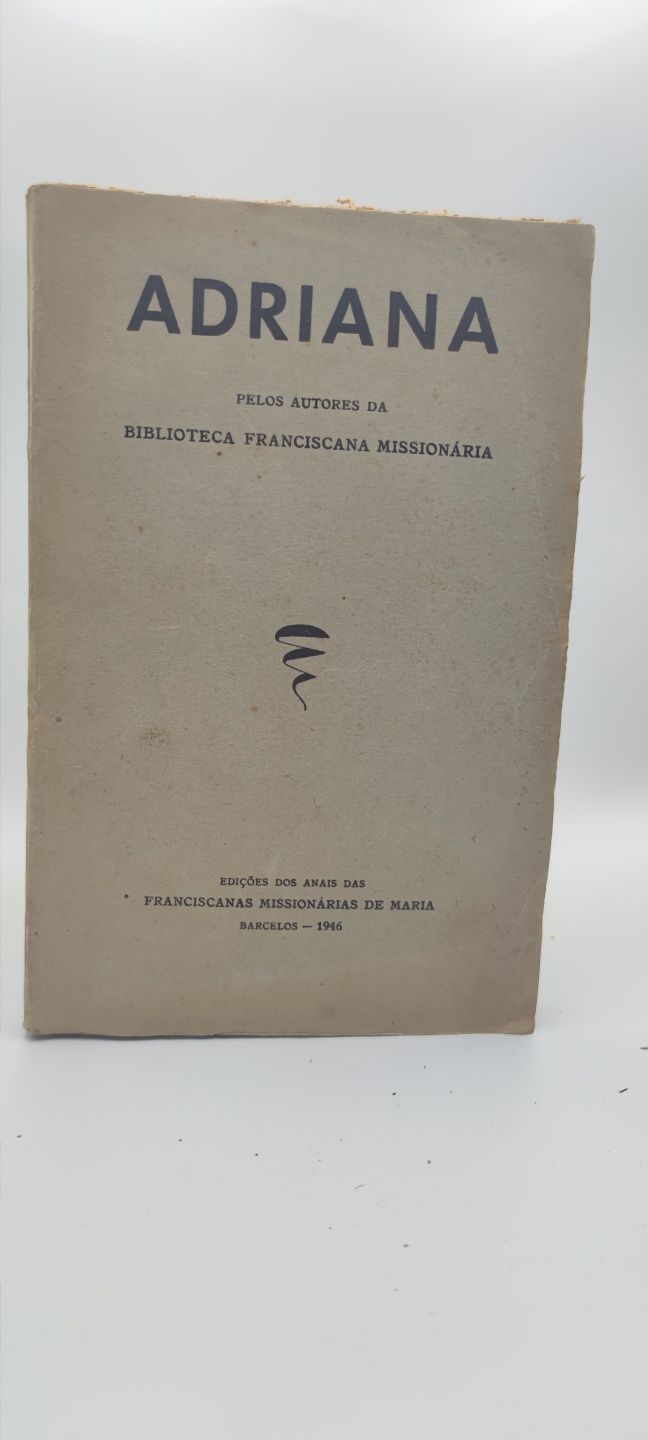 PA6 Livro - Biblioteca Franciscana Missionária - Adriana