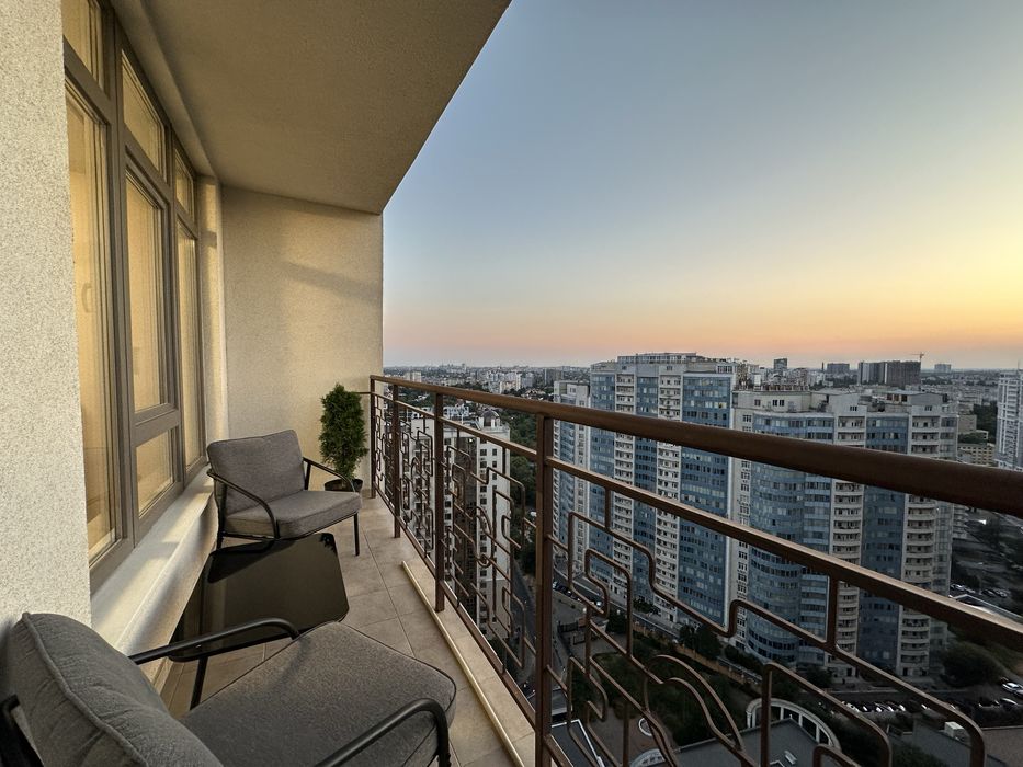 Первая сдача! Новая квартира с террасой в Аркадии