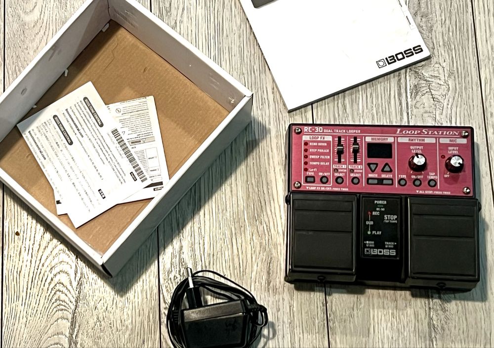 Boss RC-30 looper