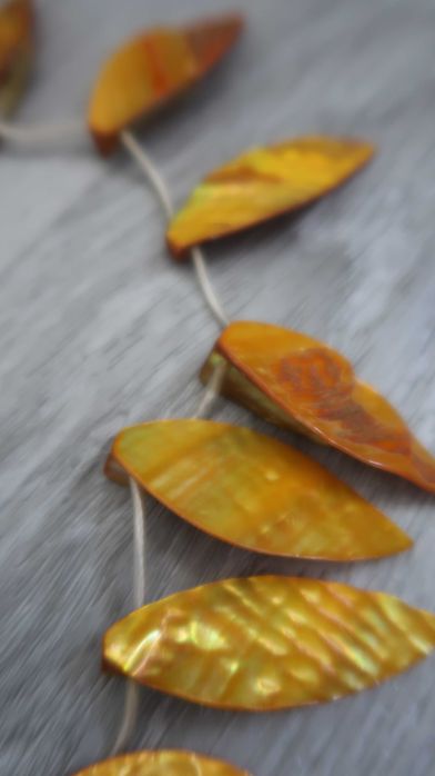 Naszyjnik muszle żółte metal biżuteria naturalna