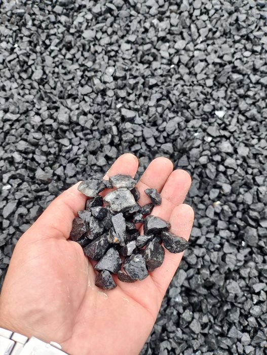 GRYS BAZALTOWY Ciemny Czarny kamień BAZALT, Brzeg Darex