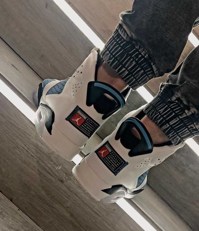 Nowe Nike Jordan 6 Retro Niebiesko Białe