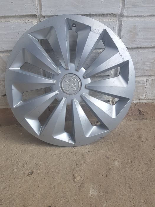 Продам ковпак 15'' до автомобіля Peugeot