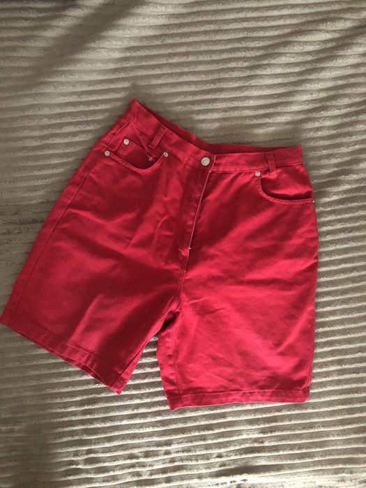 Червоні джинсові шорти жіночі