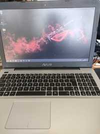 Laptop Asus Rouge