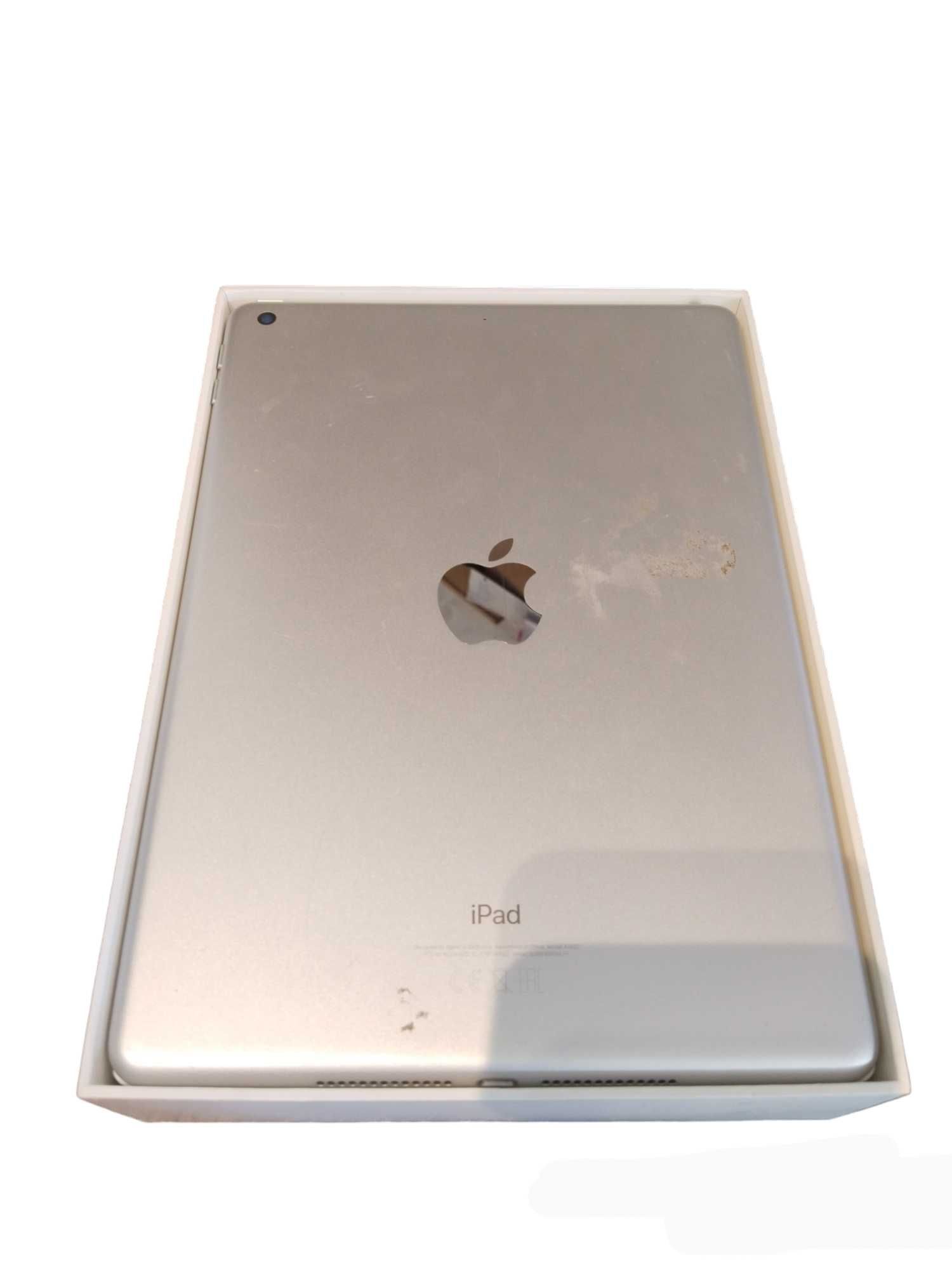 Tablet Apple iPad 128GB Wi-Fi Silver / Nowy Lombard / Cz-wa