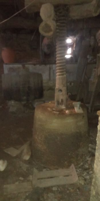 Utensílios de adega bicentenária