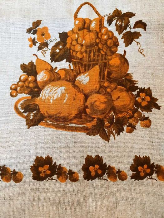 Скатерть льняная новая