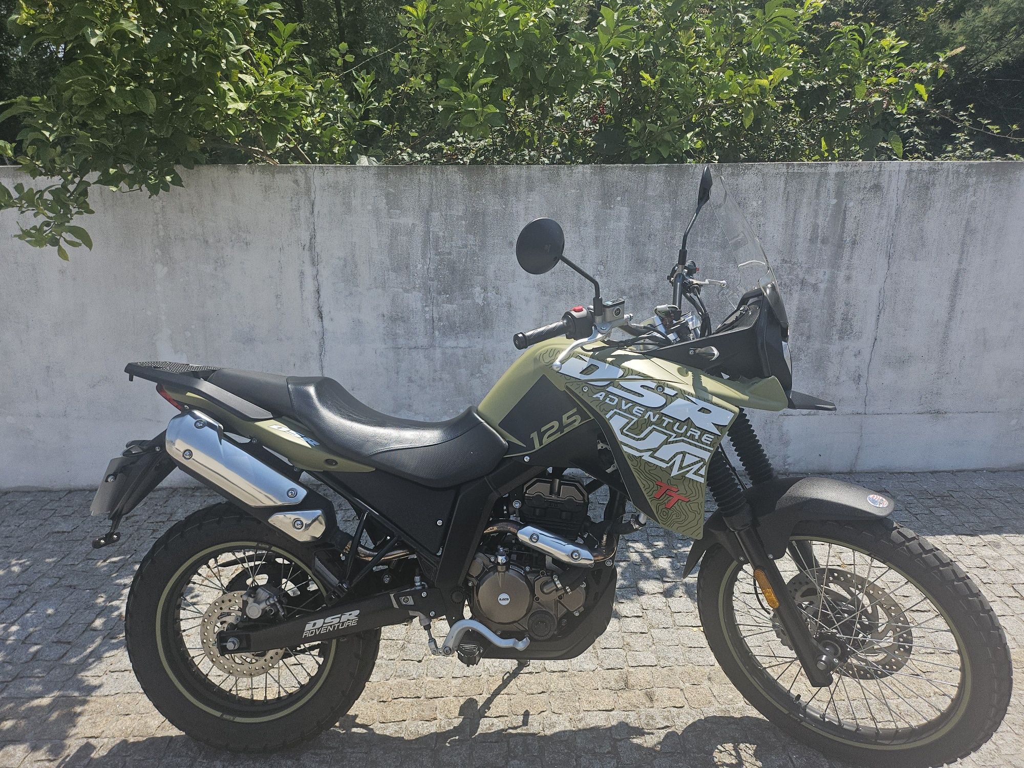 Moto UM DSR TT 125cc