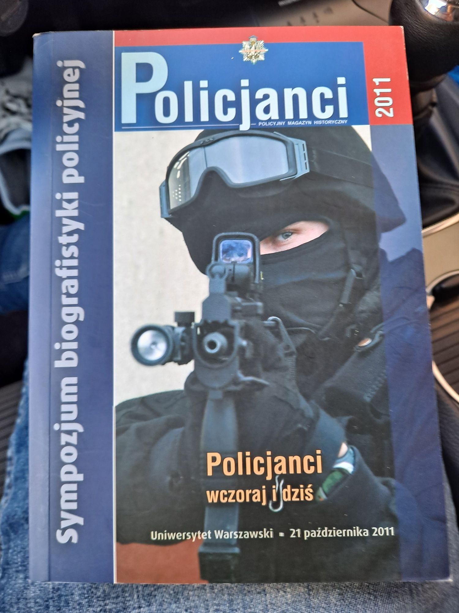 Policjanci sympozjum biografistyki.Pro Memoria