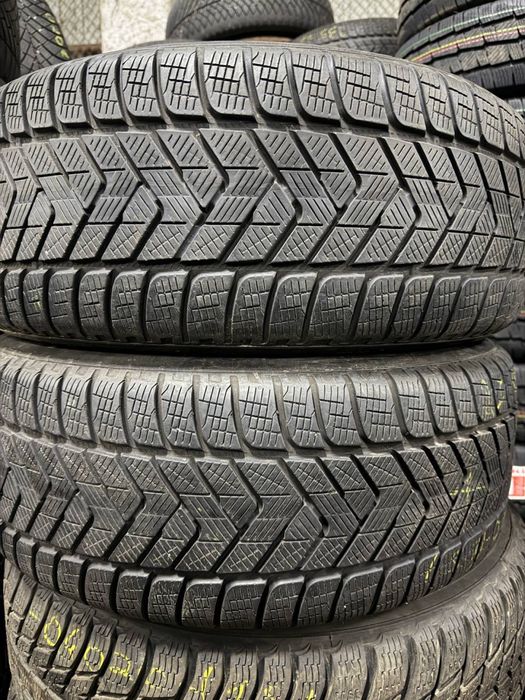 R18 235/50 Pirelli Scorpion Winter