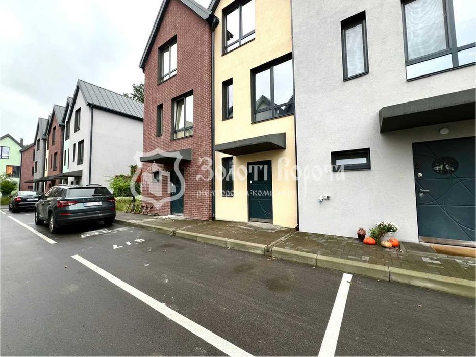 Таунхаус, 3пов. Без ремонту. Крюківщина, Бучанський район