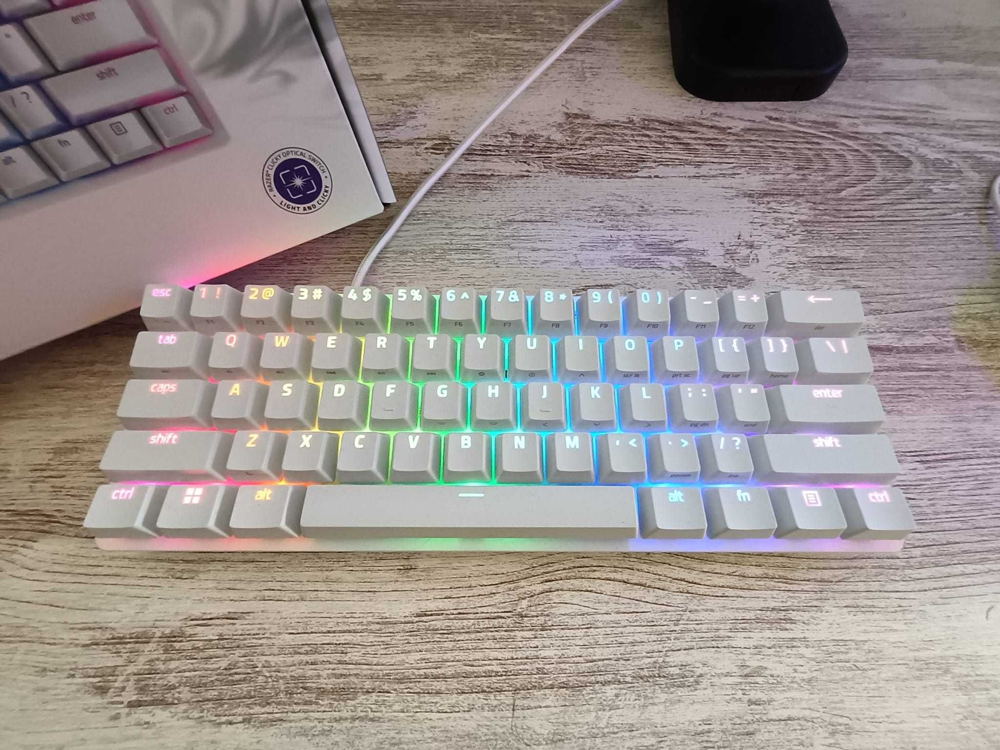 Teclado Razer Huntsman Mini Branco