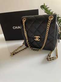 Czarny plecak Chanel