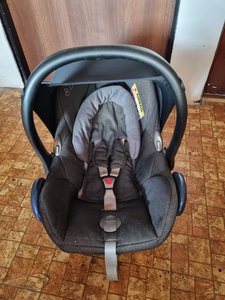 Fotelik Maxi Cosi (nosidełko/łupina) plus 2bazy ISOFIX