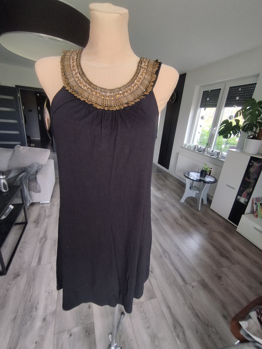 M/L czarna bluzka z odkrytymi ramionami ćwieki