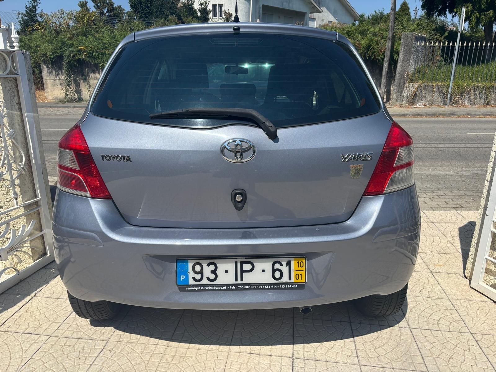 Toyota yares 1.33 VVT-IConfot 101 CV