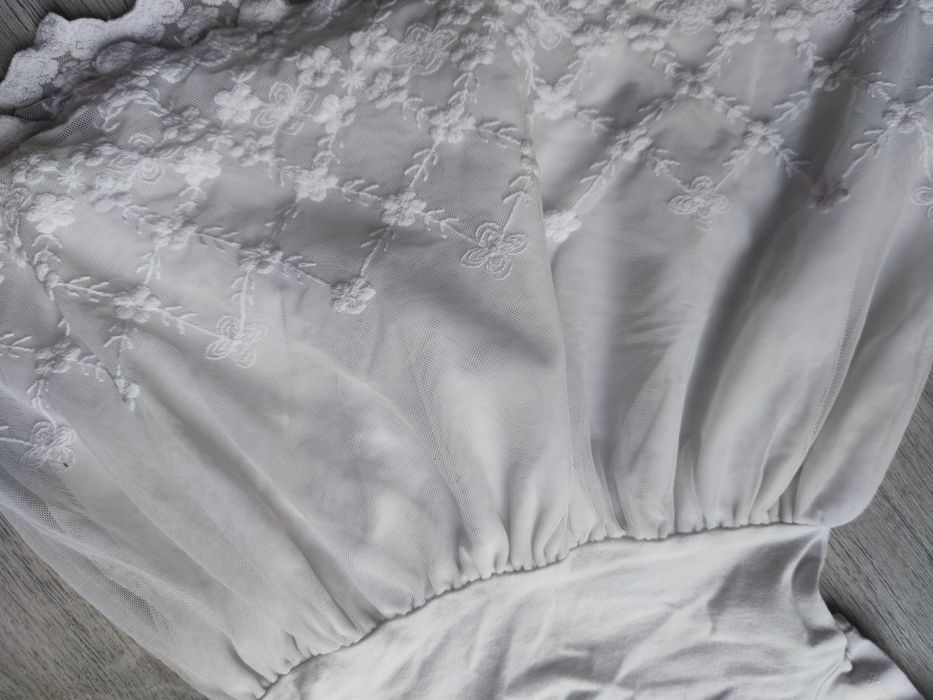 Biała sukienka H&M rozm. 74 chrzest urodziny