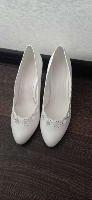 Туфлі для нареченої