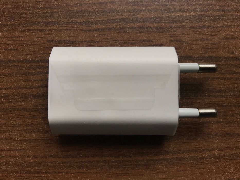 Зарядное устройство Apple Original euro USB Adapter (MD813) или обмен