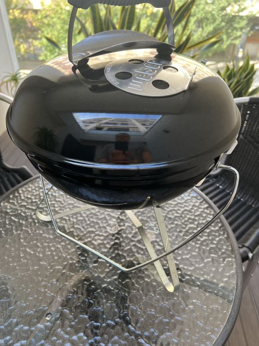 Grelhador Weber Carvao