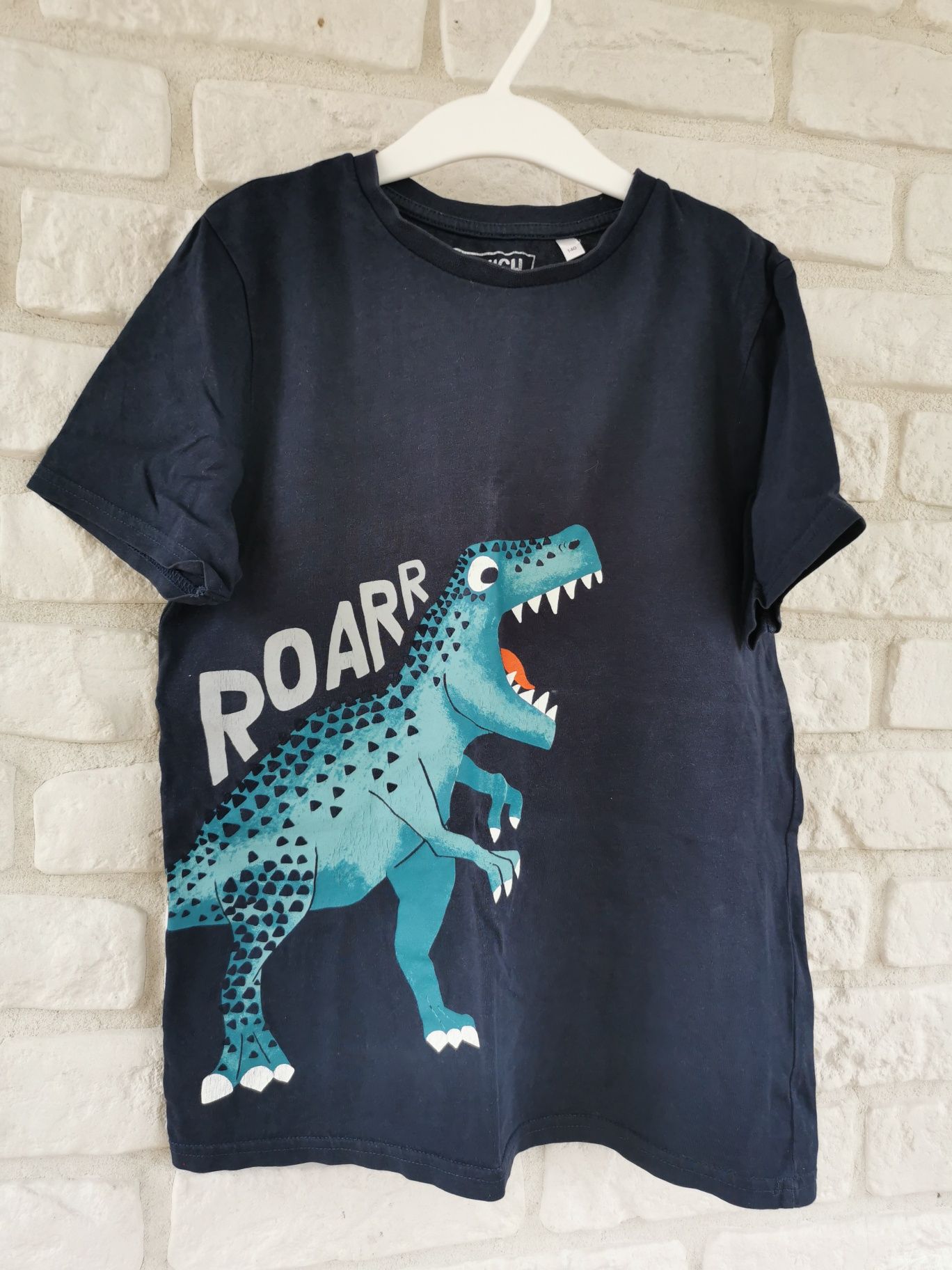 Koszulka 140 C&A t-shirt z dinozaurem
