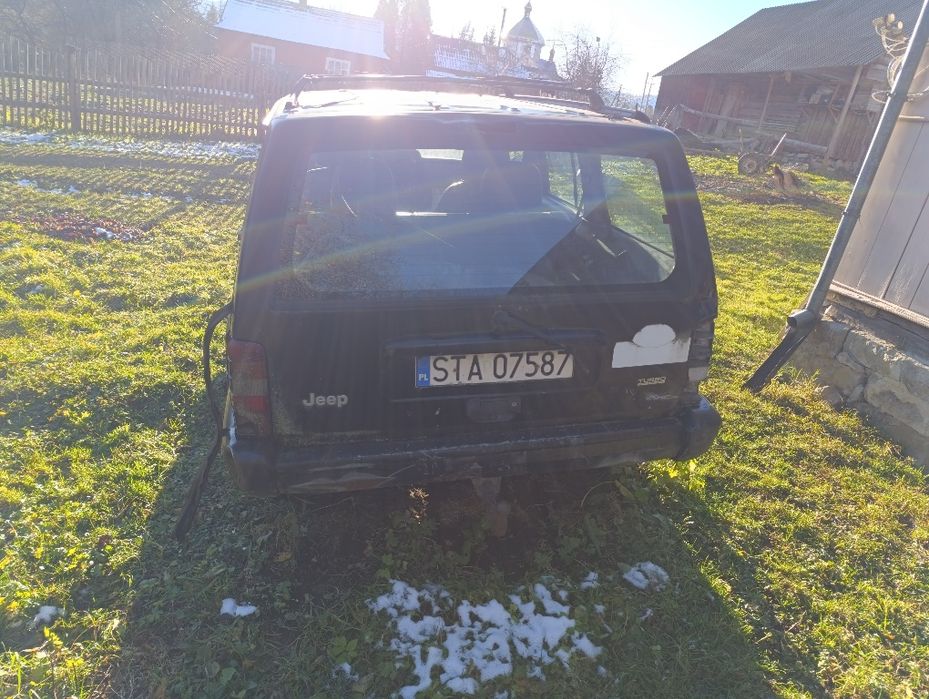 Продаються два джипи