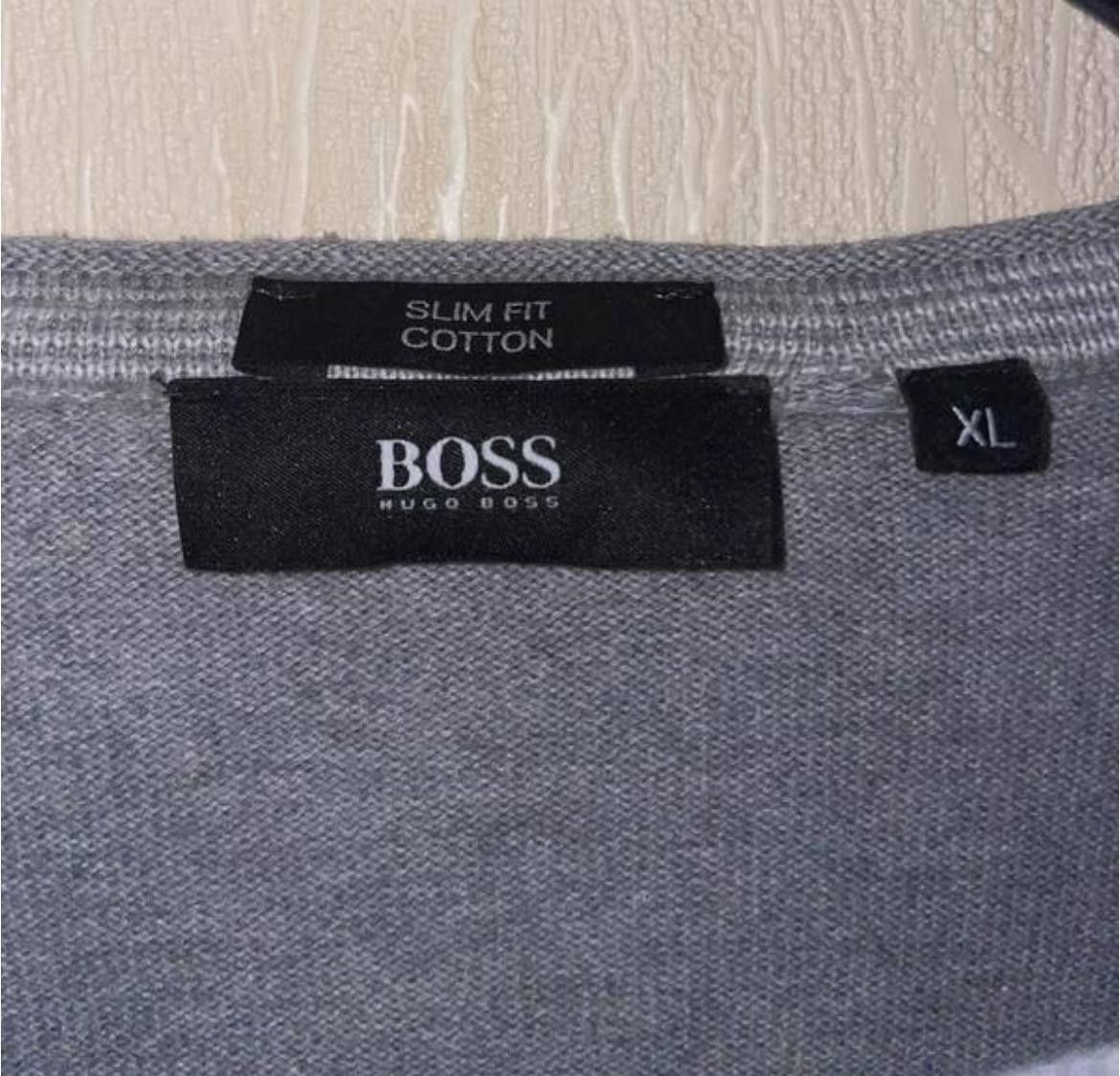 Серый базовый свитер hugo boss оригинал