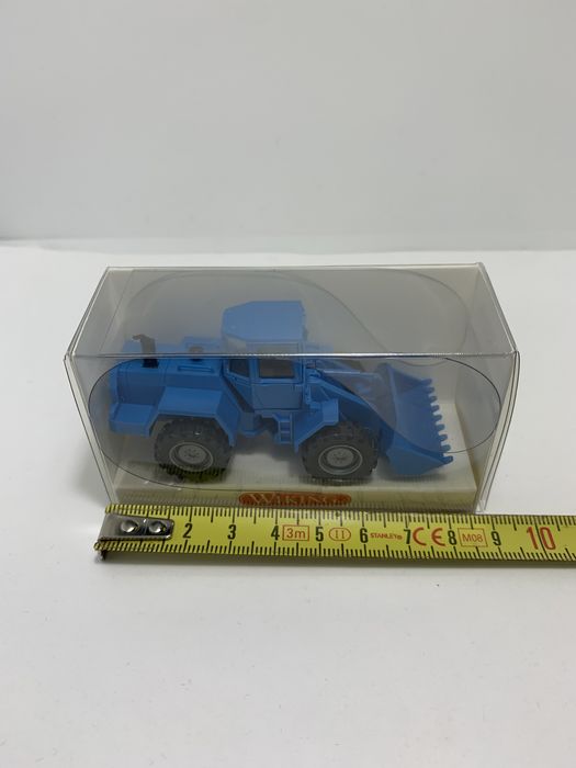 Pá carregadora Liebherr  da Wiking escala H0 1/87