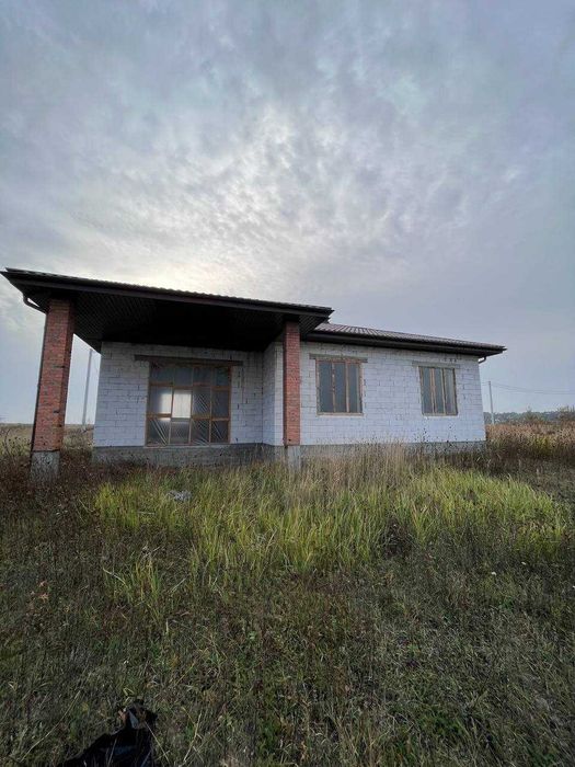 Будинок Петропавлівська Борщагівка, біля ліцею та дитячого садочка