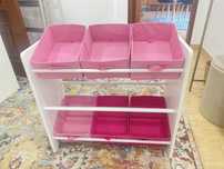 Estante arrumação de brinquedos