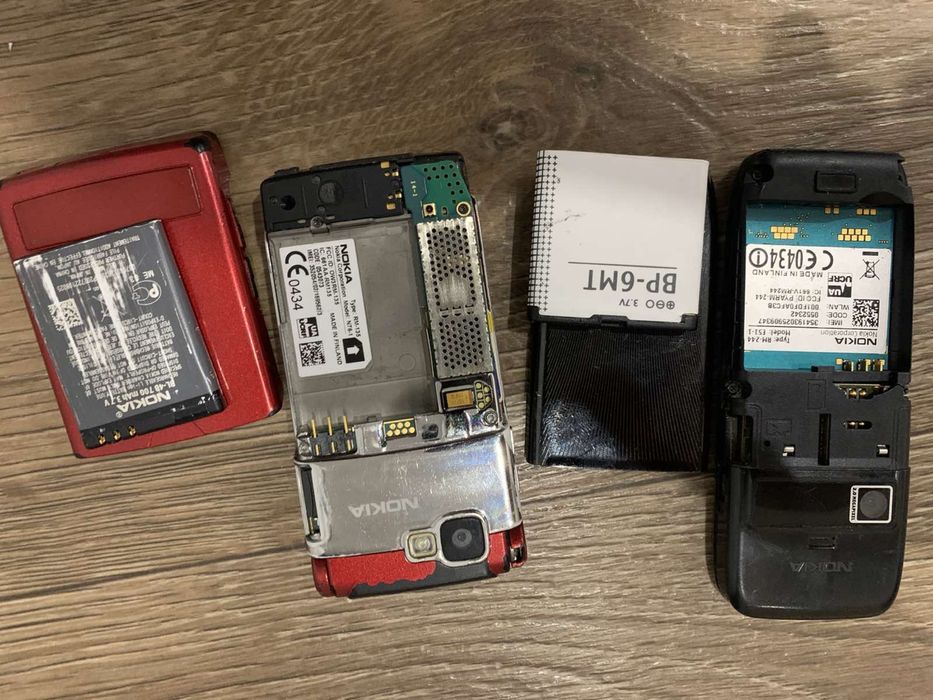 Продам нокіа n76 , e51 робочі, під відновлення н76 ,е51