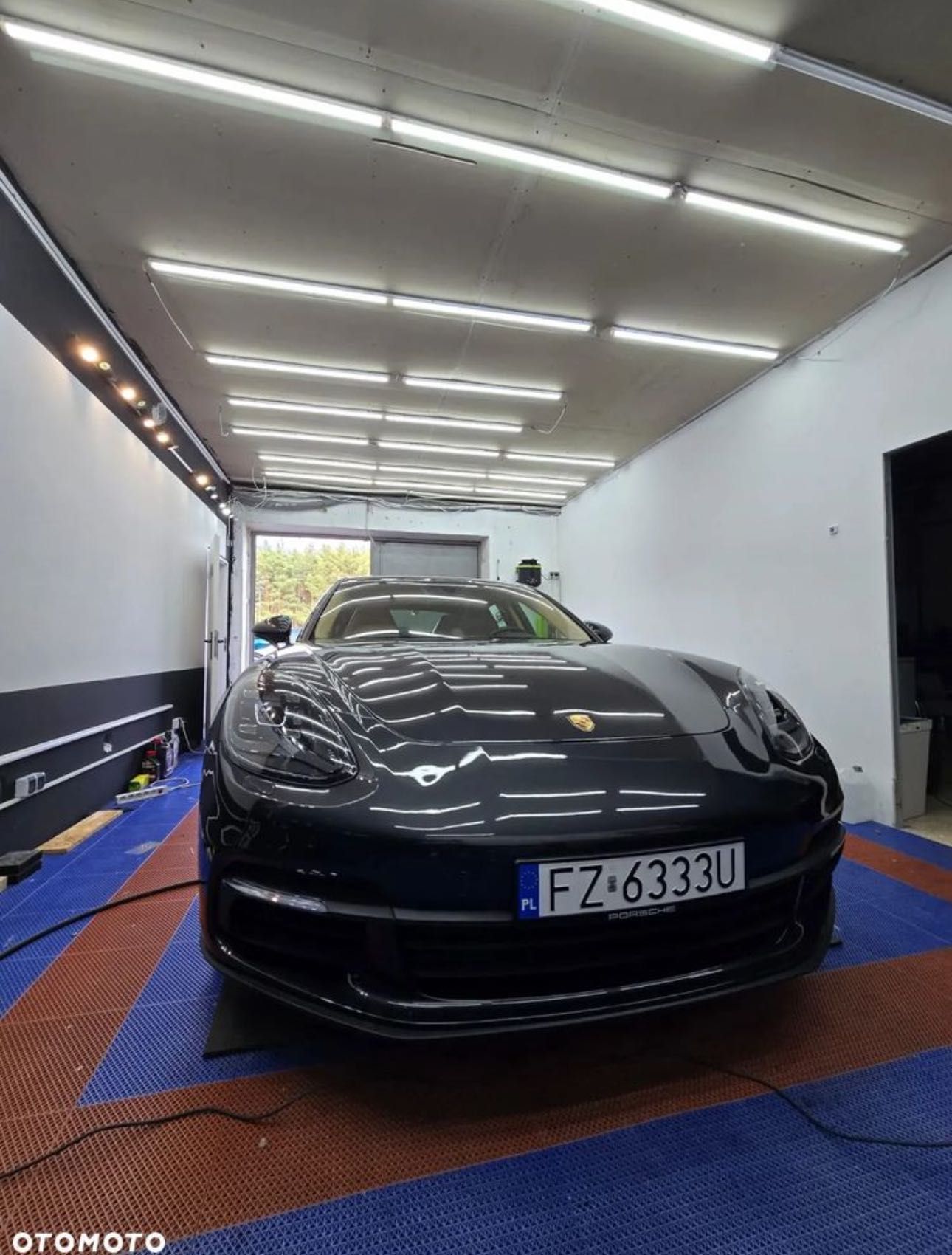 Porsche Panamera Standard