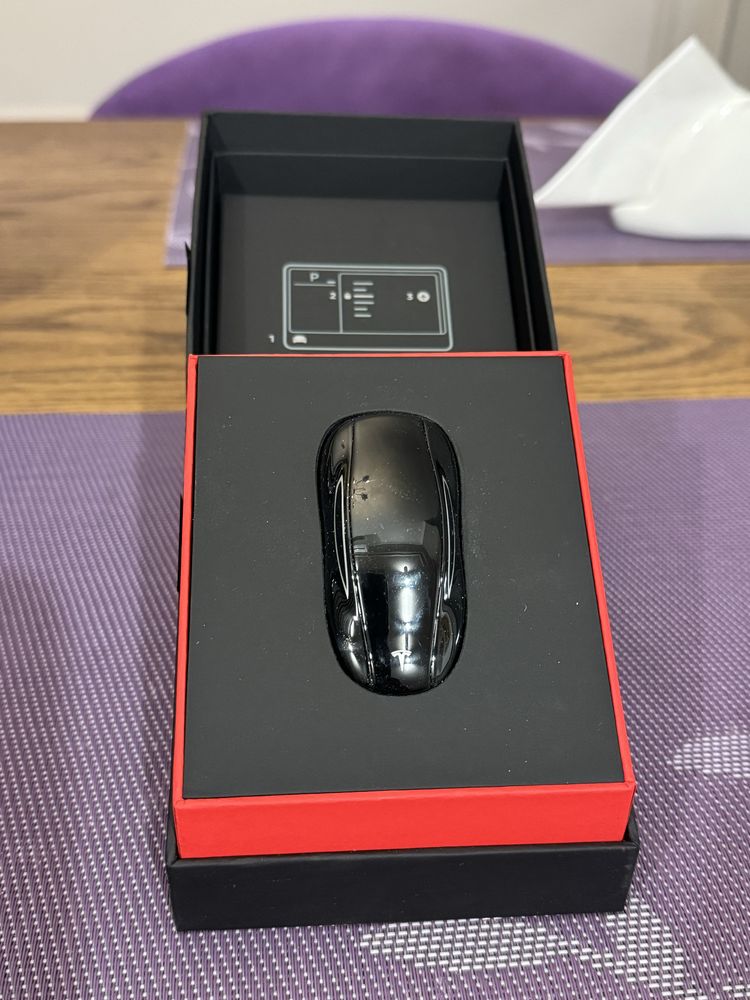 Key for Tesla Model Y and Model 3. Ключ для Тесла