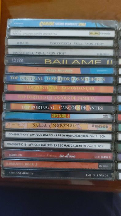 Colecção CDs variados - Aprox. 270 unidades