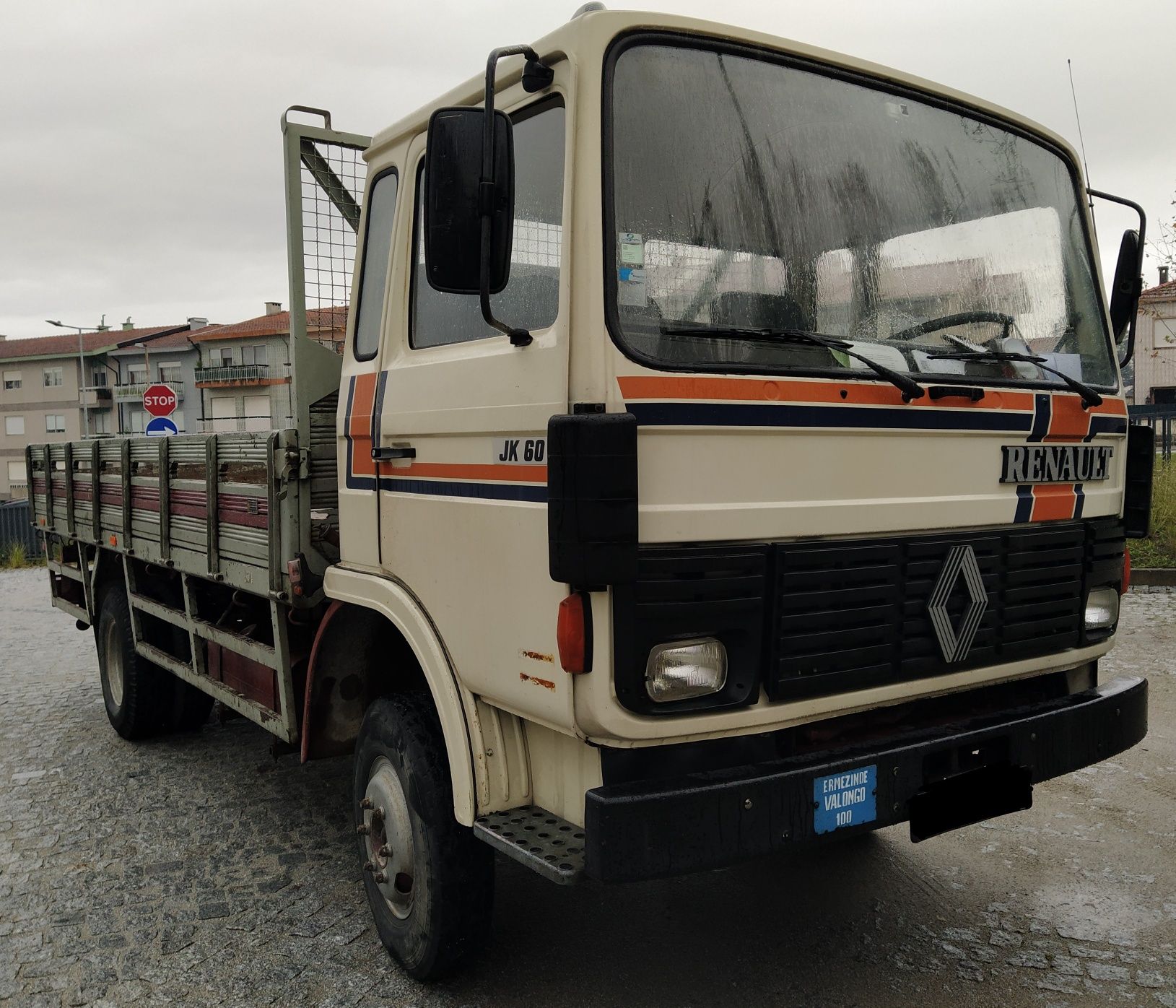 Camião Renault JK60