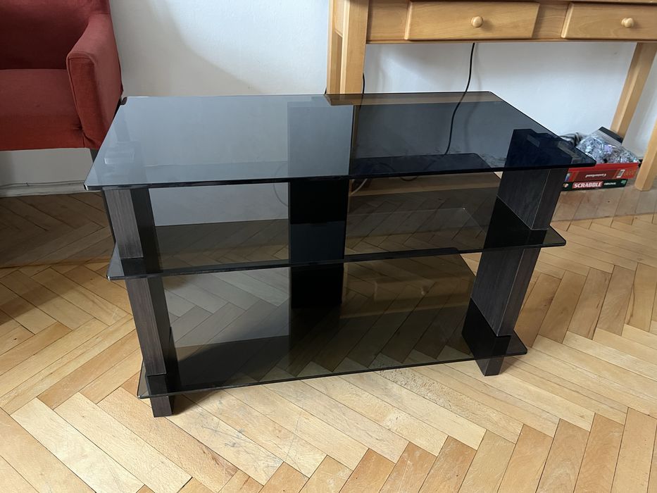Stolik szklany pod TV