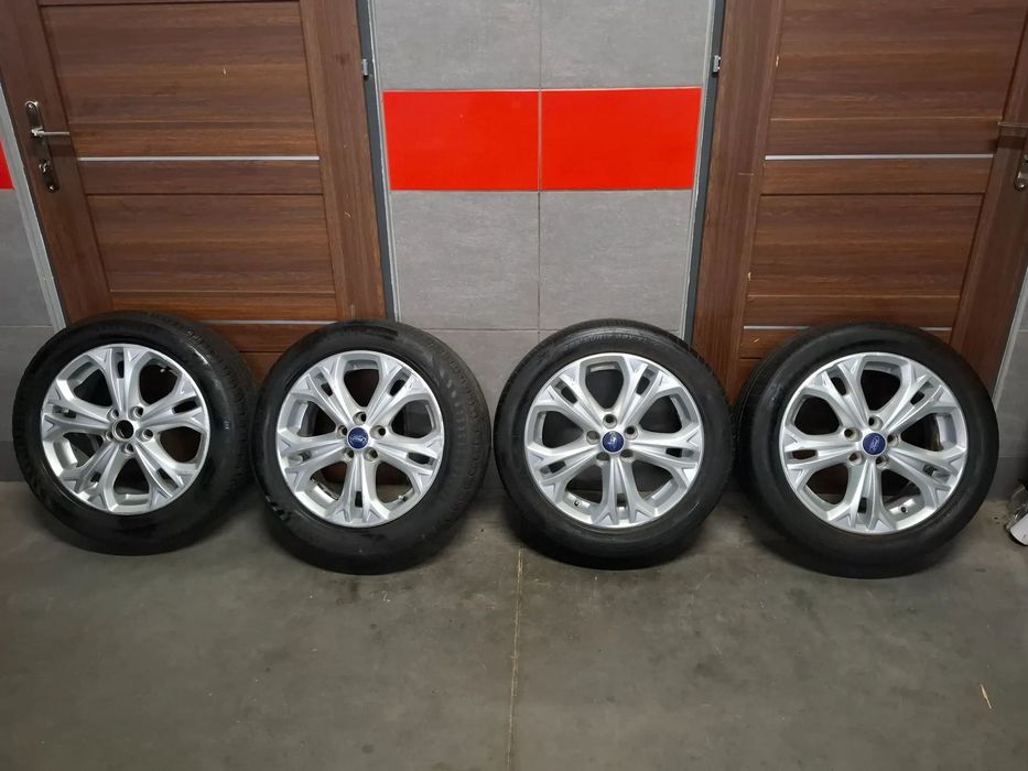 4xAlufelgi z oponami 17 cali opony lato Ford S - Max 225/50R17 nr AM211007AA , ET 55 7,0JX17EH2