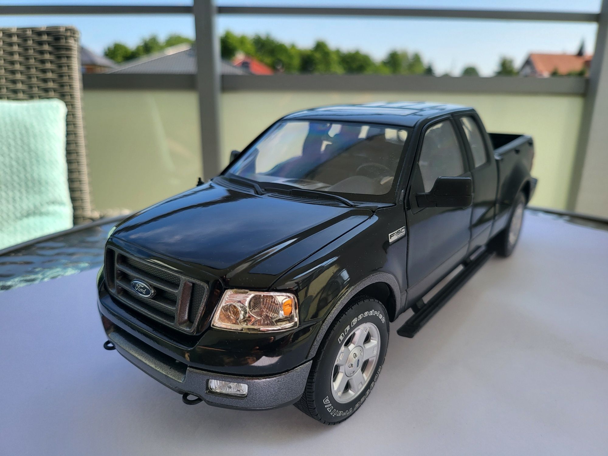 Ford F-150 Beanstalk 1:18 model 1/18 pickup