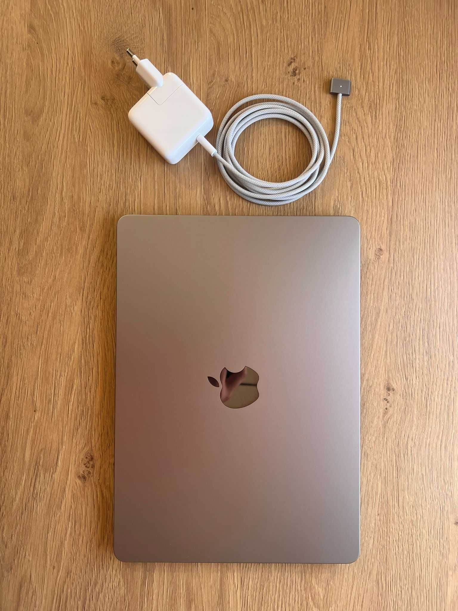 Macbook Air M2 2022 | 8GB | 256GB | AZERTY (FR Keyboard)