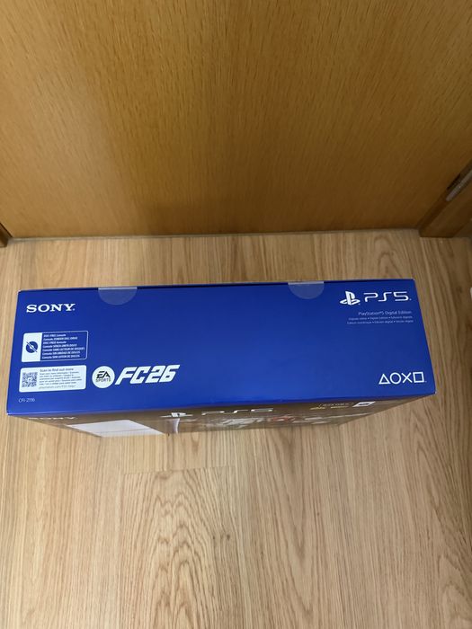 Troco/Vendo PS5 Slim Edição Digital 825GB +  Fifa 26 selada