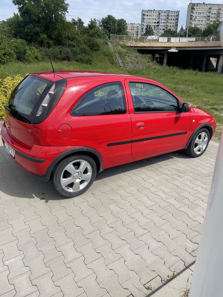 Opel corsa 1.2 benzyna 75KM automat 2004r