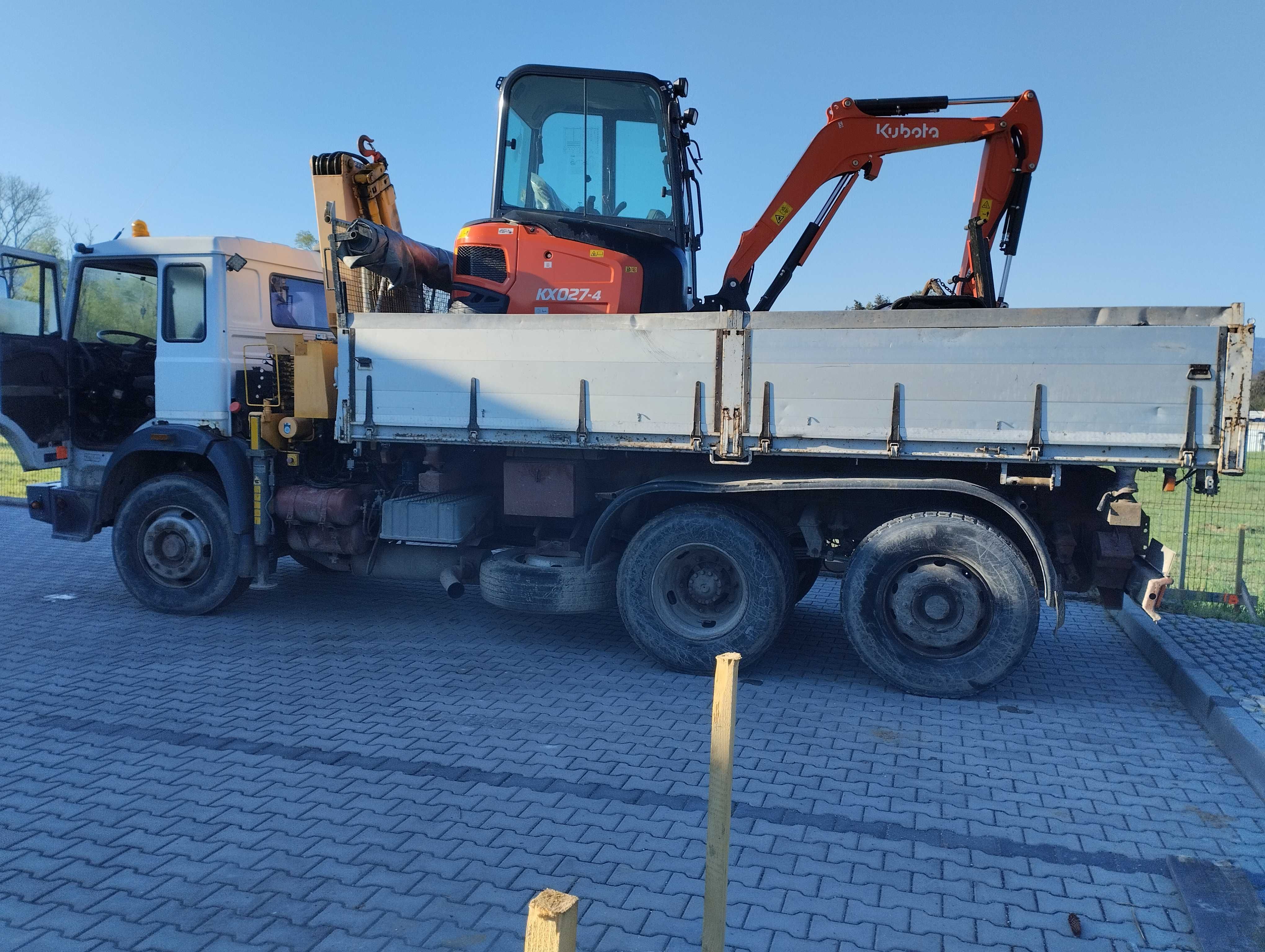 IVECO 175 HDS Effer 8200