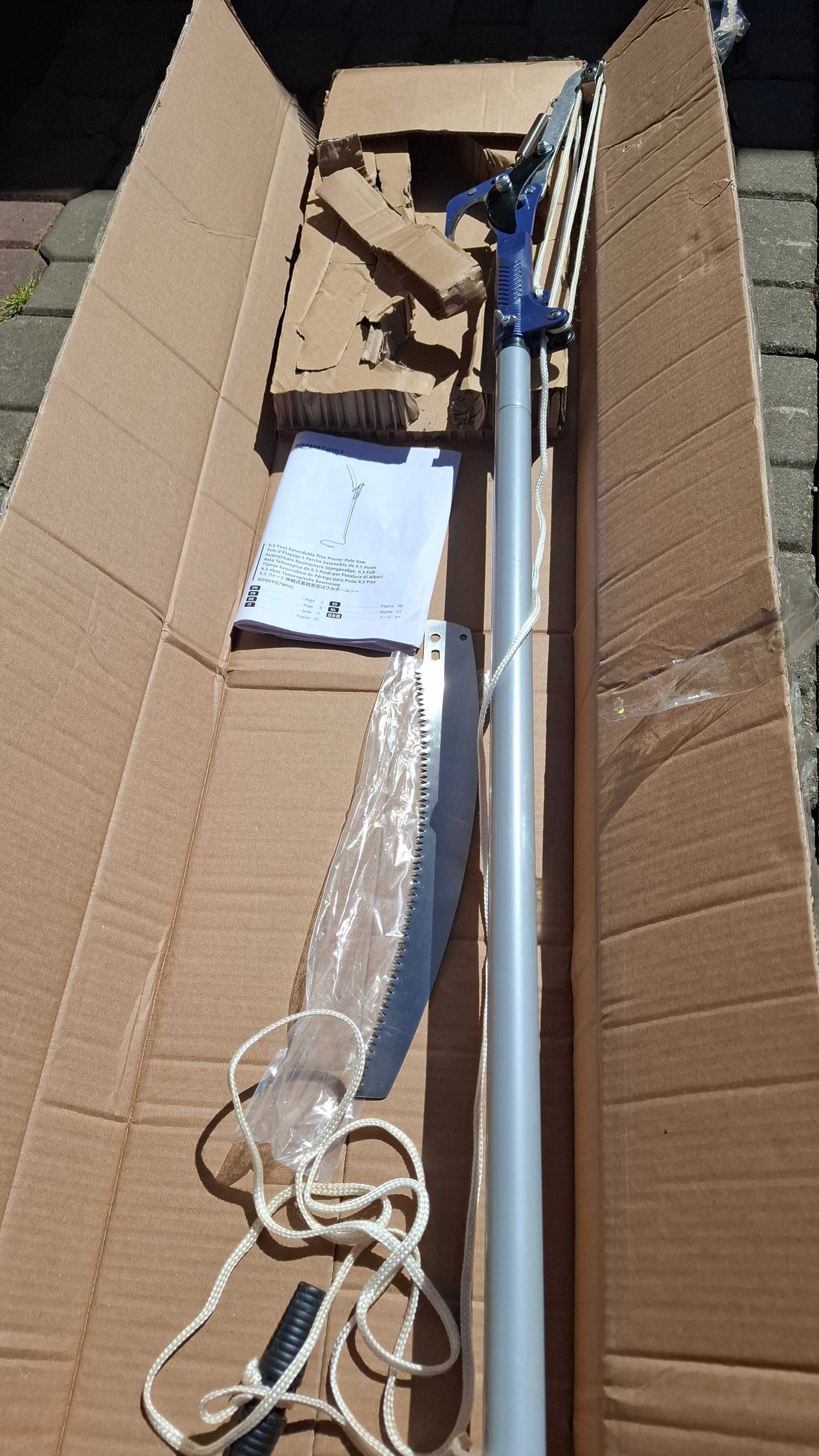 Sekator, Piła do przycinania gałęzi, teleskopowy Amazon Basics,