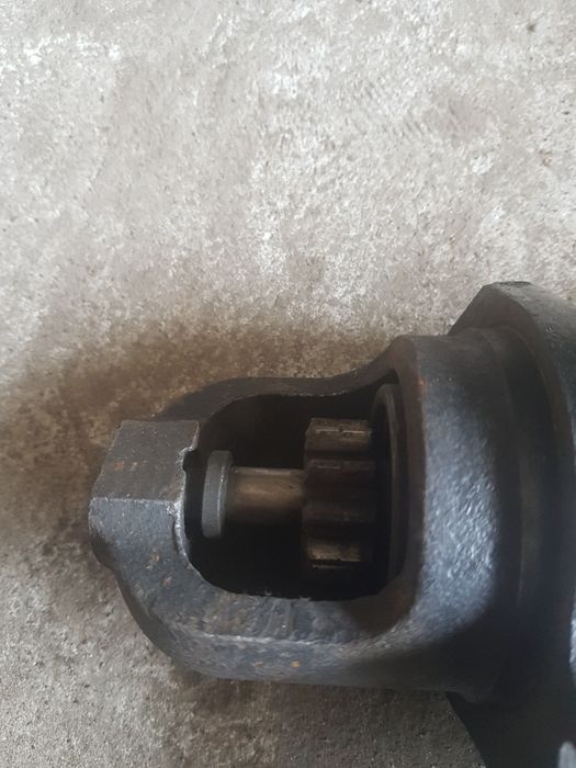 Sprzedam rozrusznik do ursusa c360