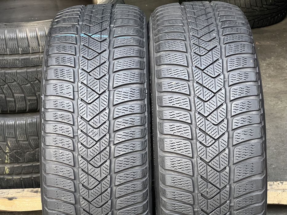 Шины зимние 2шт 225/55/R17 Pirelli Sottozero3