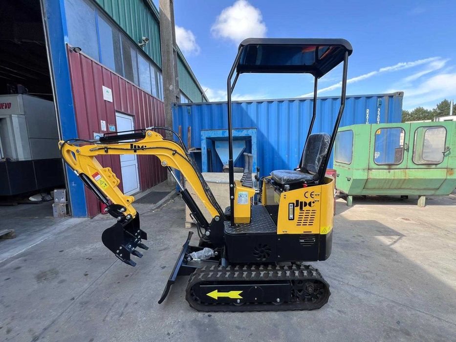 Escavadora Giratoria JPC HT12 Nova + Balde de Limpeza Baixa de Preço