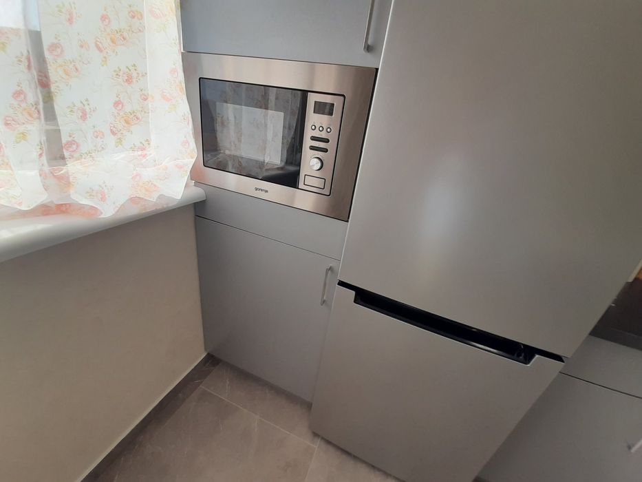 Нова 3 кімн. кв. в самісінькому центрі міста з приват. парковкою.